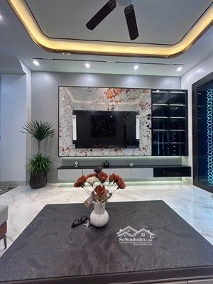 bán nr 34m2 tại mai động, 15,5 tỷ, 3pn, 5wc, mặt tiền 4m, 6 tầng