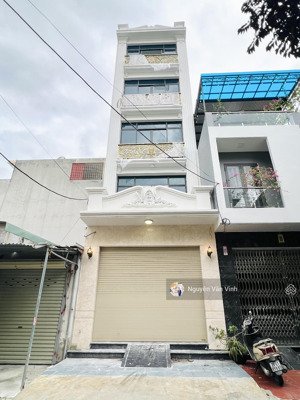 bán gấp nhà đẹp khu phân lô cao cấp quán nam xây mới có thang máy thiết kế hiện đại chắc chắn.