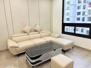 bán nhanh căn hoa hậu 3 phòng ngủ diện tích 87m2, ban công hướng nam giá 10 tỷ. lh 