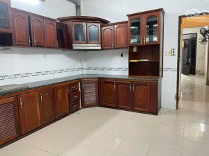 nguyên căn 3 lầu tại kdc nam long gần phú mỹ hưng.