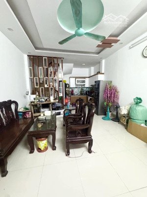 siêu gấp! đội cấn, dân xây, còn mới ở luôn, ngõ 3 gác tránh, 50m ô tô tránh, gần phố, 45m2*5t