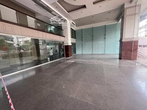 cho thuê mặt bằng đường hoàng diệu, 45 triệu, 80m2, q4, hcm