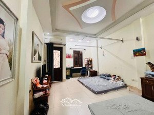 bán đất tặng nhà cầu giấy_10m ra phố_ngõ ô tô_hai thoáng trước sau_ phù hợp ở_vp_dt 86m_3t_16.6 tỷ