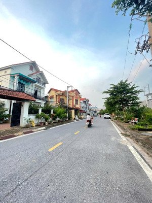 bán đất 100m² mặt tiền 10m tại đa tốn ô tô tránh gần vinhomes ocean park, sổ đỏ chính chủ