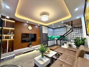 cực hiếm !! thanh nhàn trung tâm hai bà trưng ngõ thông - kinh doanh - 5 tầng thang máy - 14 tỷ