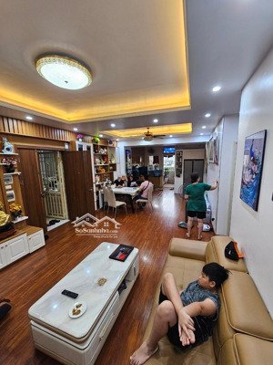 căn hộ chung cư 3 ngủ cực hiếm, vip nhất tại xa la, ban công đông nam, nội thất full dt 104m2 5,3tỷ