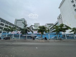 nhà mtkd ngay đh công nghiệp- 185m2- ngang 8.5m- 4 tầng.