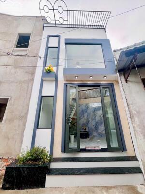 Nhà trệt lửng xây mới 90m2 - Hẻm 160 Tầm Vu gần cầu Trần Hoàng Na