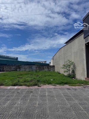 bán đất mặt tiền võ văn kiệt, bà rịa. đường lớn phù hợp buôn bán kinh doanh văn phòng