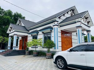 cần bán biệt thự nhà vườn rộng 3380m2(thổ cư 1000m2) có vườn có ao