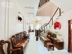 Cần tiền bán nhanh căn nhà LK Louis Đại Mỗ 100m 5T MT 5M hoàn thiền thang máy. Giá đầu tư