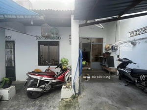 13 tỷ . bán nhà hùng vương lộc thọ - ngay chợ đêm nha trang.