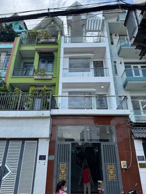 hxh nhỉnh 5tỷ nhà 4x16 nhà đúc 4 tấm khu vực chợ bình thành phường bình hưng hoa b quận bình tân