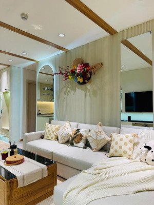 cắt lỗ 900 triệu, cho thuê được ngay 38 triệu/th - căn hộ sam towers mặt sông hàn, 92m2