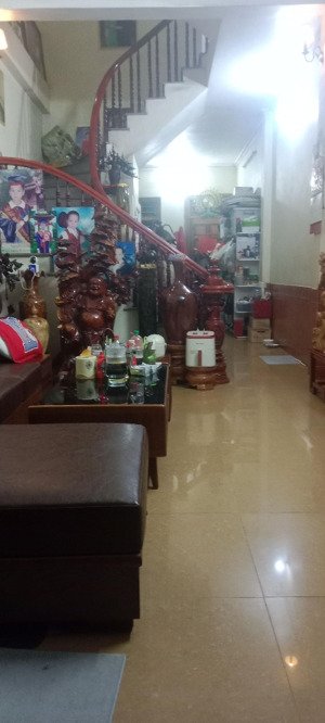 bán nhà 60m, mai lâm ô tô đỗ cửa, sổ đỏ vuông