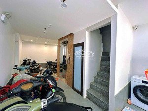 bom tấn mỹ đình phân khúc hơn 10 tỷ - trước nhà rộng 4m tổng 10 phòng doanh thu 50 - 60tr/tháng