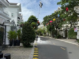 bán căn cityland garden hill, emart. dt: 5 x 20m, 6 x 21 m. giá 18.5 tỷ