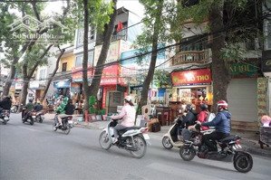 nhà mặt phố đê la thành- cơ hội đầu tư tốt- thích hợp xây toà nhà văn phòng, căn hộ dv