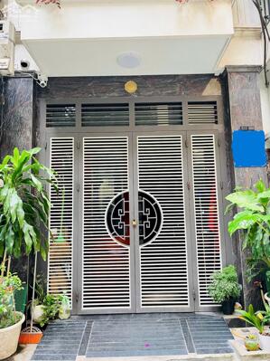 Bán nhà Yên Lạc, Hai Bà Trưng – 5 tầng đẹp, kiên cố, ngõ thông, gần Kim Ngưu