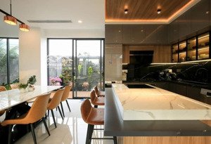 chính chủ cho thuê gấp biệt thự starlake 200m2 nội thất đẳng cấp giá hỗ trợ tốt nhất thị trường