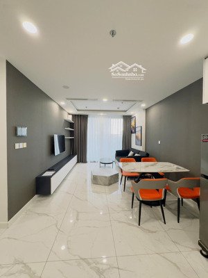 bán gấp căn hộ 2pn full nội thất sunshine sky city