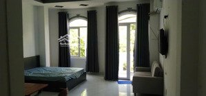 bán nhà 3 tầng - tum khu phố hàn đang có 11 căn hộ - khu du lịch