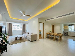 chính chủ cho thuê riverside residence 130m2, 3pn, 3wc giá 26tr. lầu cao view sông