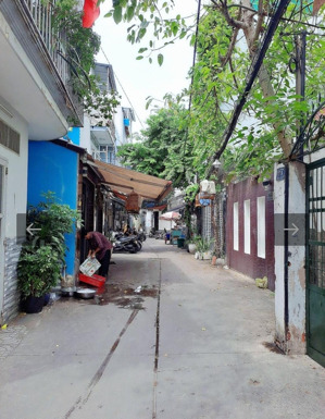 nhà đẹp - hẻm 4m -trần văn quang phường 10 -tân bình -4,6 x 11=47m2. 2 tầng, chỉ 5,3 tỷ