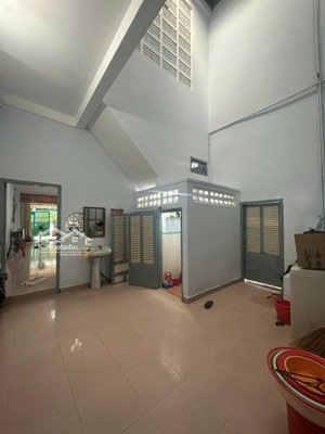 góc 2 mt lê văn sỹ q.3 - dt khủng 215m2 (12m x 18m) tiện xây chdv - giá chỉ hơn 100tr/m2 còn tl