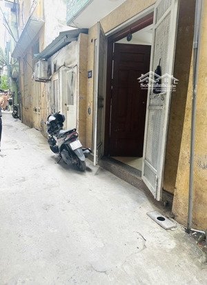 -bán nhà 5 tầng tại yên hoà - cầu giấy , dt : 30m - giá : 7 tỷ.