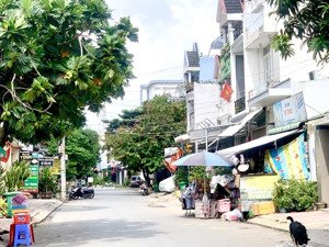 bán nhà cạnh tân bình - 100 m2, 2 tầng 6 tỷ hẻm xe tải