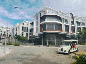 chính chủ gửi bán shophouse view biển mũi né, phan thiết giá full 7,6 tỷ sở hữu lâu dài