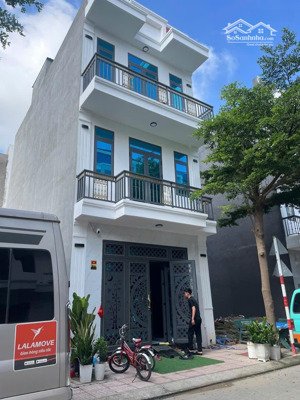 cần bán nhà riêng shr, full nội thất, giá rẻ tại thuận an