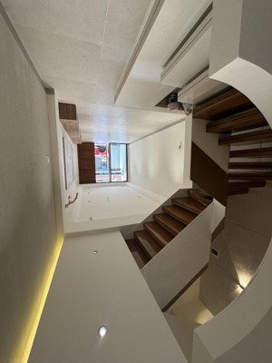 bán siêu phẩm tuyến 2 văn cao nhà 4 tầng mới tinh vị trí đẹp khó tìm 72m hướng đông