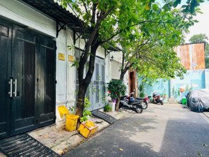 tổ ấm 3 tầng tại linh trung sẵn sàng đón chủ mới an cư!