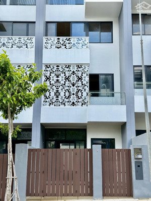 bán nhà phố liên kế 125m2 tại khu đô thị thành phố cà phê - chiết khấu lên đến 1 tỷ đồng