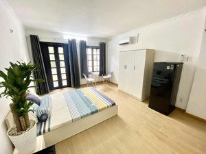 cho thuê phòng bancol - siêu đẹp ngay lũy bán bích, hòa bình, gần đầm sen