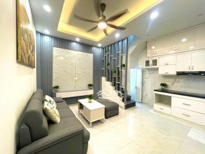 cực hiếm: nhà trương định - 26m2 - mặt tiền 4.5m - 4 tầng - nhỉnh 5 tỷ - ô tô cách 15m