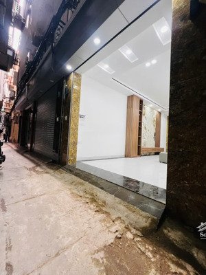 phân lô ô tô, phố trần thái tông, cầu giấy, 35m2, 5 tầng, mt3.5m, giá bán 10.2 tỷ