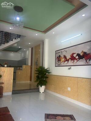 Bán nhà mới 2 tầng 122m2 4.99 tỷ đường 5.5m Bàu Cầu 9, phường Hoà Xuân