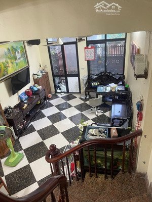 siêu phẩm ỷ la dt 64m*4t mặt tiền 5m nhà dân xây chắc chắn vài bước ra phố, ô tô đỗ gần giá 12 tỷ