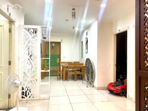 Bán căn hộ 2 phòng ngủ tại Phúc Yên 3, diện tích 65m2, đã có sổ, giá bán 3.240 tỷ. Lh 0384015896