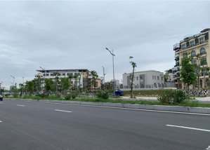 chính chủ bán đất mặt phố nguyễn gia bồng dt 464m2, mt 25m, lô góc, 3 mặt tiền