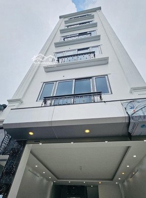 7 tầng thang máy, phân lô -kinh doanh -tt phố xốm. 47m2-7 tầng-mặt tiền 5m. ngay kdg phú lương.