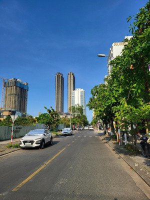bán cặp đất mt dương đình nghệ. ngay bãi tắm phạm văn đồng, lõi biển mỹ khê.