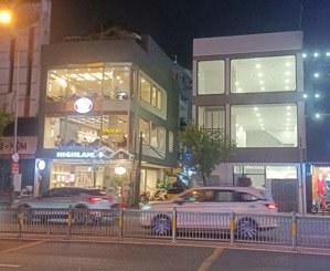 rẻ nhất khu vực tân sơn nhì, quận tân phú - dt 8 x 16m - tn 250tr/th - 5 tầng - giá bán 31 tỷ