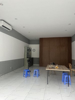 siêu rẻ, cho thuê nhà 10tr/tháng tại vinhomes ocean park gia lâm, mặt đường lớn