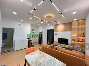 chính chủ cần bán oriental tân phú 68m2 2pn 2wc 68m2 2pn 2wc 1,85 tỷ full nội thất