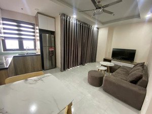 cho thuê cc cường thịnh 2 ngủ 2vs đầy đủ nội thất đẹp, tầng đẹp ban công đông nam