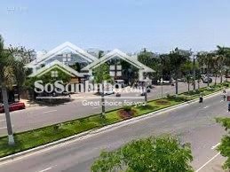 bán căn góc tòa văn phòng vietcombank đường ngô quyền ngay cầu sông hàn 